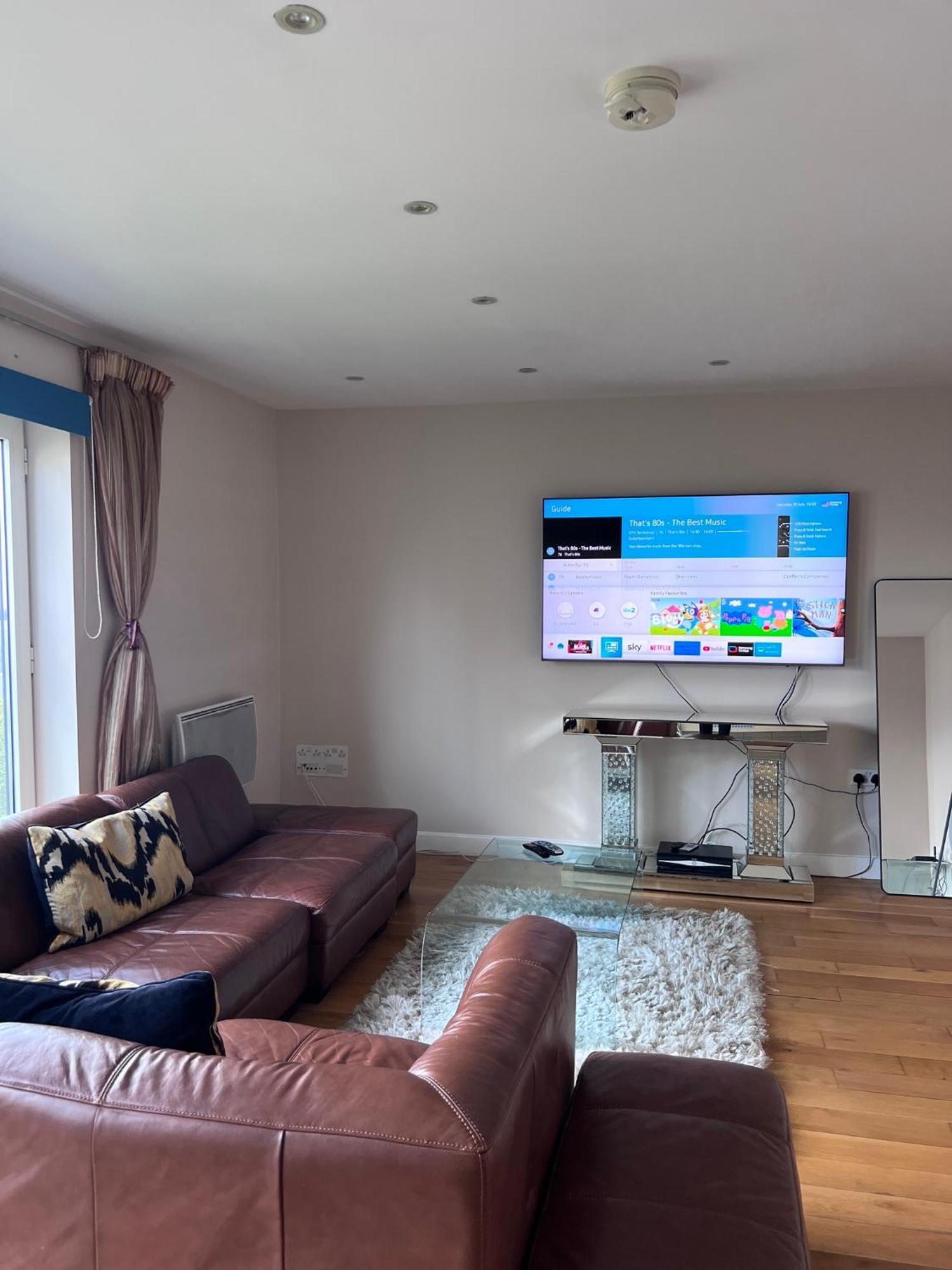 Great City Centre Getaway Apartment 2 Bed Near The Beach And Shopping Area スウォンジー エクステリア 写真